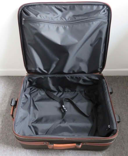 Photo of free Longchamp 2-Wheel Small Softside Suitcase (Canonbury N1) #2