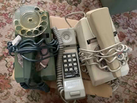 Photo of free Vintage Trim phone handsets (Upton Park E6) #1