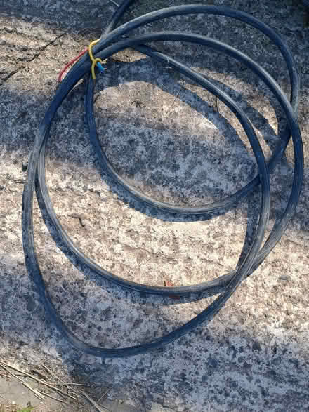 Photo of free armoured cable (Owlbury SY9) #1