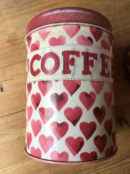 Photo of free Emma Bridgewater Hearts cannisters (LE7 9 Scraptoft) #3