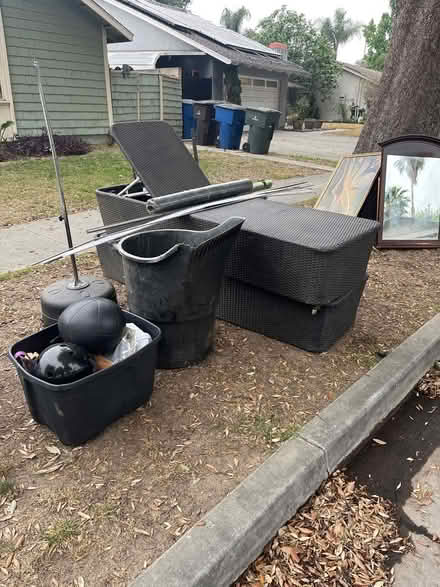 Photo of free stuff (Fairmount park) #2