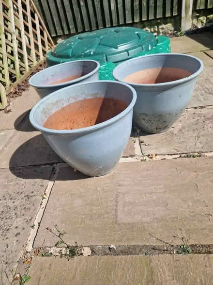 Photo of free Plant pots (Alverthorpe WF2) #1