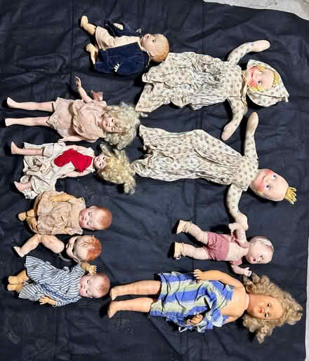 Photo of free Antique dolls (Quincy) #1