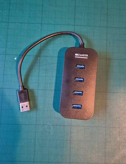 Photo of free 4-Port USB 3.0 Hub (SE1) #2