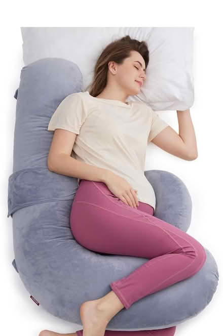 Photo of "G" or "L" shape pregnancy pillow (North Chelmsford) #2
