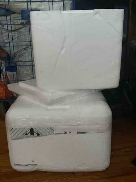 Photo of free Cooler boxes and/or large ice packs (Kensington, Brooklyn) #1