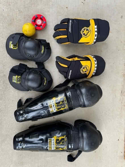 Photo of free Street hockey gear (Downers Grove - South) #1