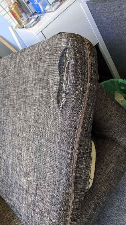 Photo of free Armchair (Hazlemere HP15) #4