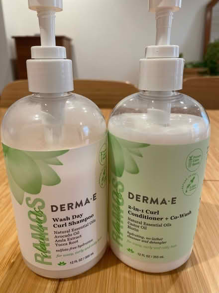 Photo of free Derma-E Curl Shampoo&Consitioner (Woburn Highlands) #1