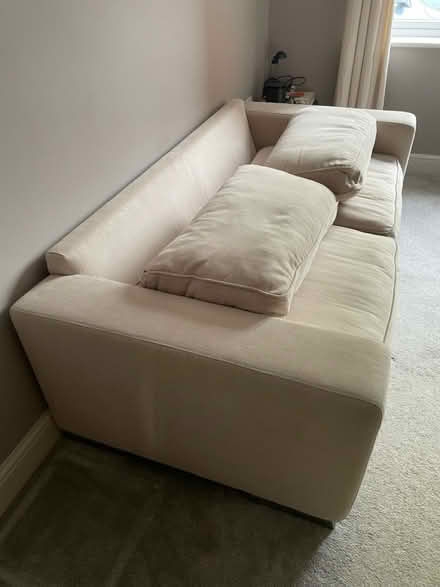 Photo of free Sofa (Hertford SG14) #4