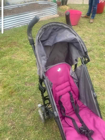 Photo of free Stroller (Birts Street WR13) #4