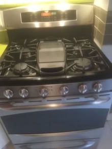 Photo of free gas stove (Upper East Side) #1