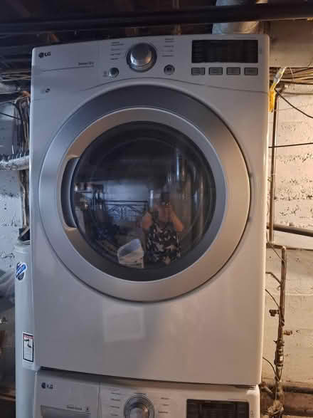 Photo of free LG Washer&Dryer ***Available 5/23 (Middletown, NY) #3