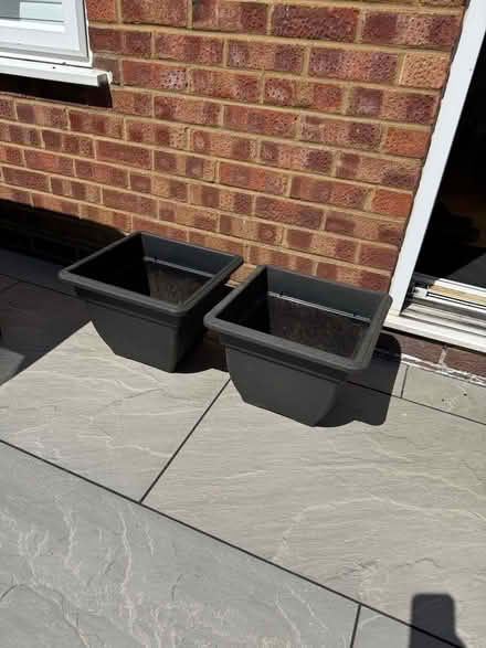 Photo of free Pair of plastic planters. (Rayne CM77) #1