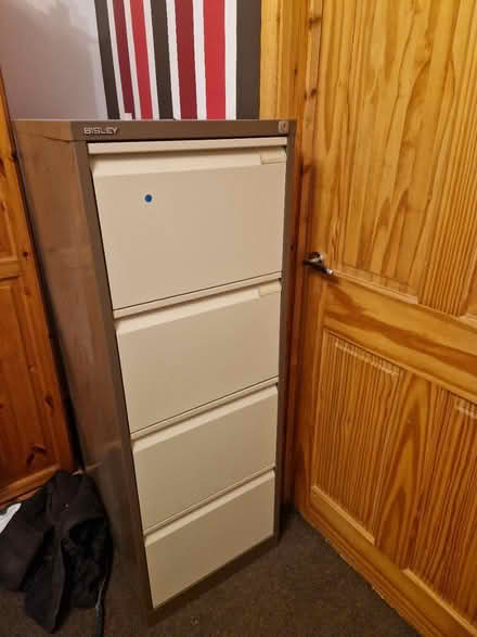 Photo of free 4 drawer filing cabinet (Gillingham ME8) #1