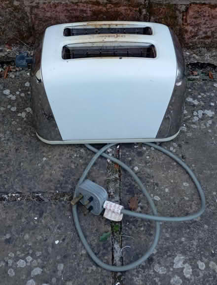 Photo of free Prestige cream 2 slice toaster (Southampton) #1