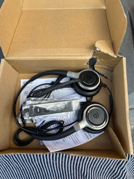 Photo of free Brand new unused USB headphones (Wells BA5) #1