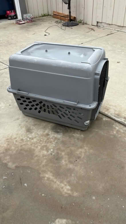 Photo of free Plastic Dog Crate (Allied Gardens) #2