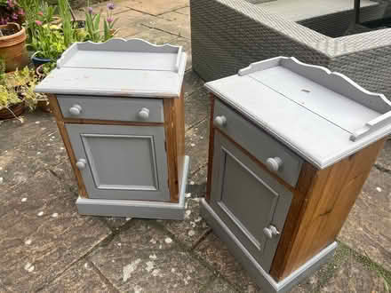 Photo of free Bedside Cabinets (TN26) #4