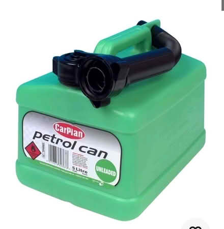 Photo of Fuel can (Hanworth RG12) #1