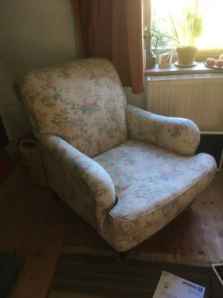 Photo of free Armchair (Mynydd LLandegai LL57) #1