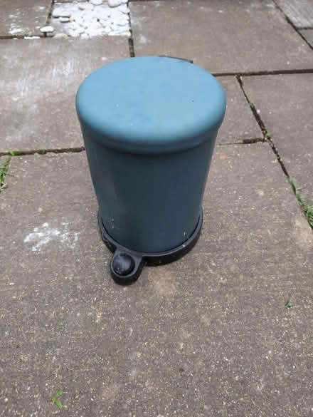 Photo of free Mini pedal bin (BN43) #1