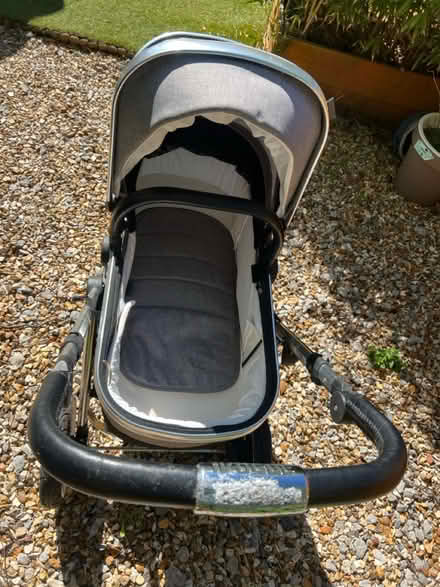 Photo of free iVogue Pram (Ch44 4ba) #4