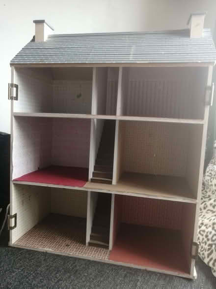 Photo of free Vintage Dolls House Project (Greasbrough S61) #1