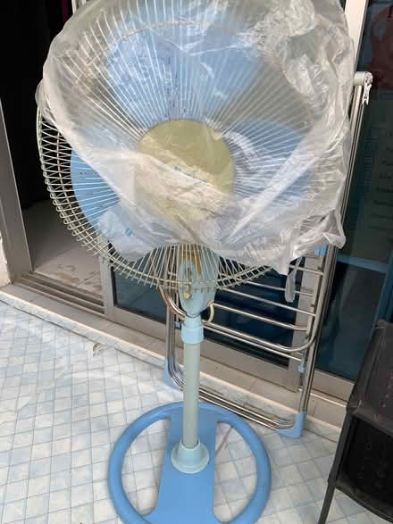 Photo of free standing fan (balestier) #1