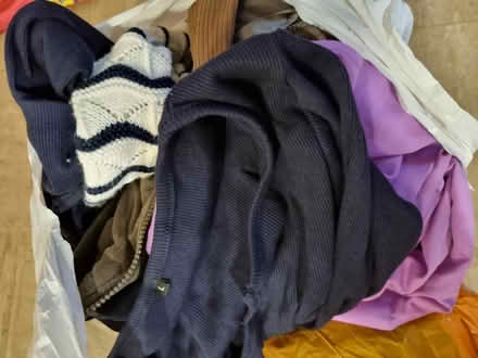 Photo of free Woman's clothes (SE5) #1