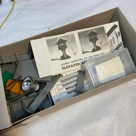 Photo of free Faller HO scale train model kit (Lovers & Abrams) #2