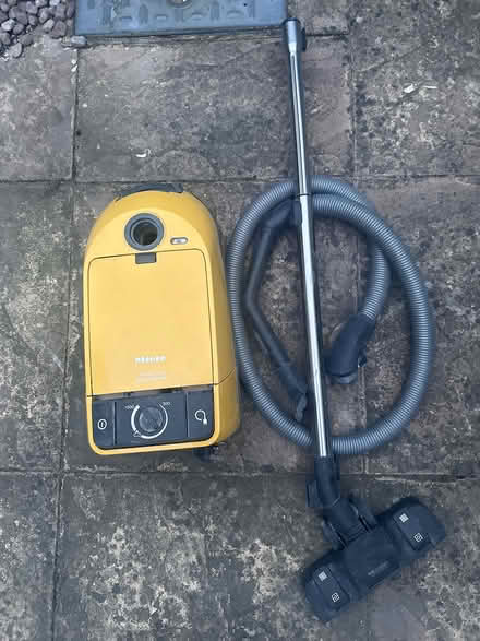 Photo of free Hoover miele (Windsor SL4) #1