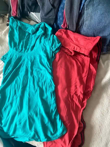 Photo of free Women and teens clothing (Mississauga l4t1v6) #3