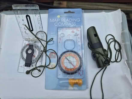 Photo of free Sighting compass, map reading compass and emergency whistle (Harley Shute TN38) #1