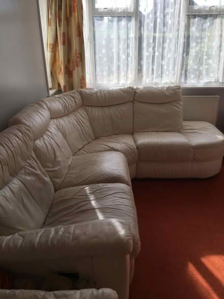 Photo of free L shaped leather sofa (Portslade by Sea BN3) #1