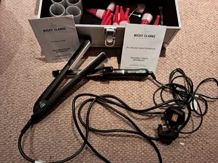 Photo of free Hair straighteners and curling tong set (Earlsfield SW18) #1