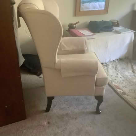Photo of free Classic winged armchair (Kings Stanley GL10) #1