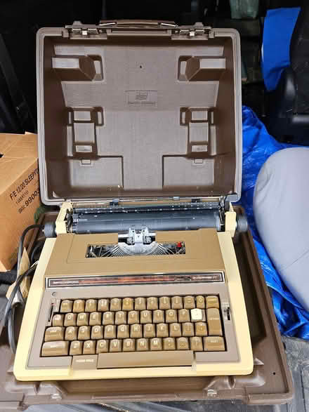 Photo of free Smith Corona electric typewriter (Edinburgh/Paisley) #1