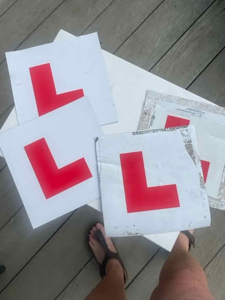 Photo of free 4 x Magnetic L Plates (Pennhill BH14) #1