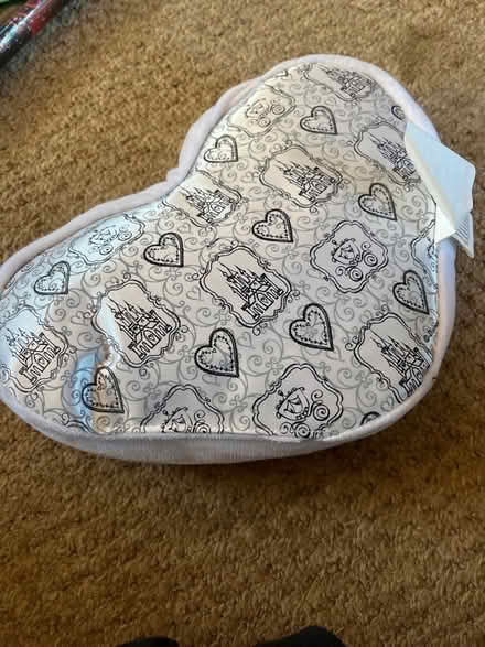 Photo of free Colour in cushion (Broadwater SG2) #2