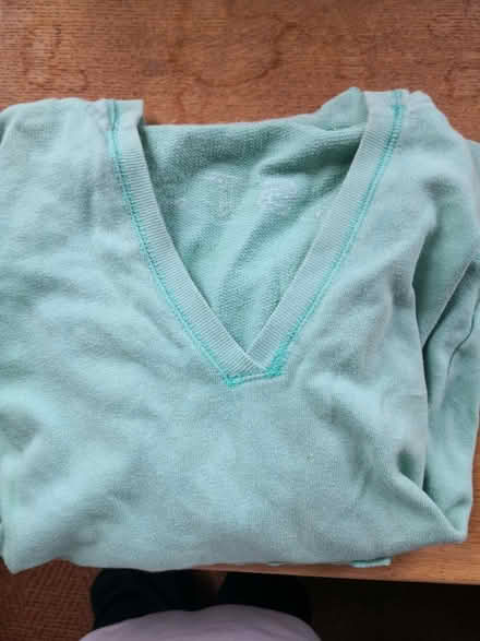 Photo of free Old green jumper (B16) #1