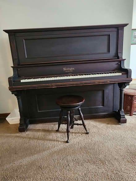 Photo of free Huntingon Piano (Oshawa) #1