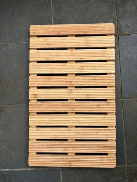 Photo of free bamboo bathroom mat (Dyke Road area BN1) #1