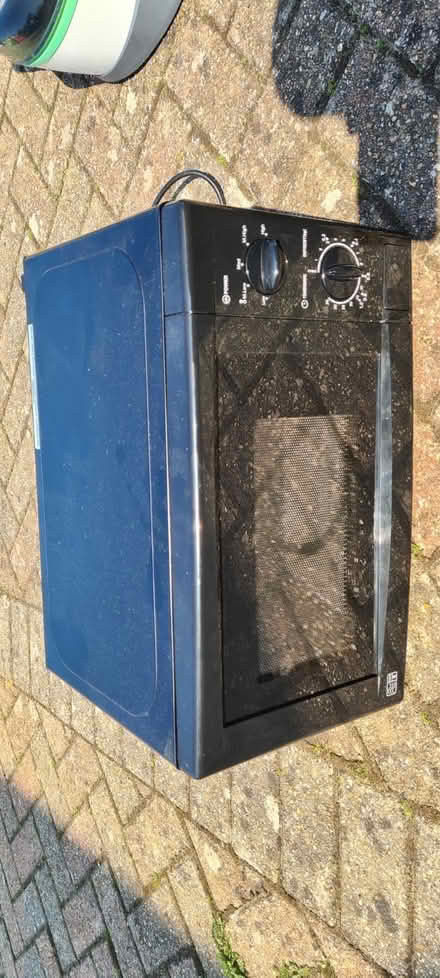 Photo of free Microwave, no plate, has rust (Wallands Park BN7) #1