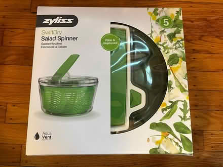 Photo of free Zyliss SwiftDry Salad Spinner (Ardmore 19003) #1