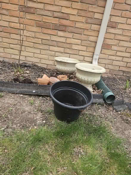 Photo of free Various pots and 2 cement planters (Burton, Mi) #1
