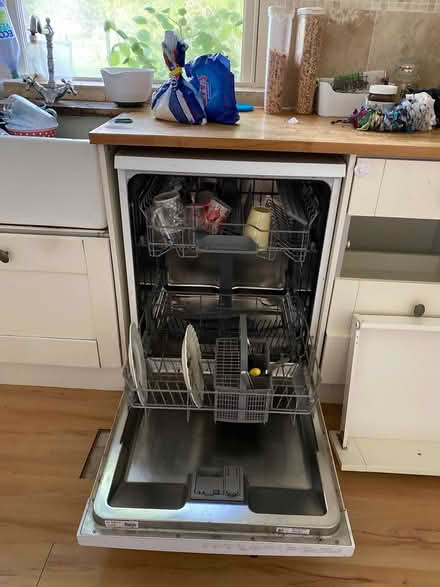 Photo of free Bosch Doshwasher serie 4 (Cobham, Kent Da12) #3