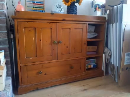 Photo of free Wooden sideboard dresser (Cheshunt EN8) #1