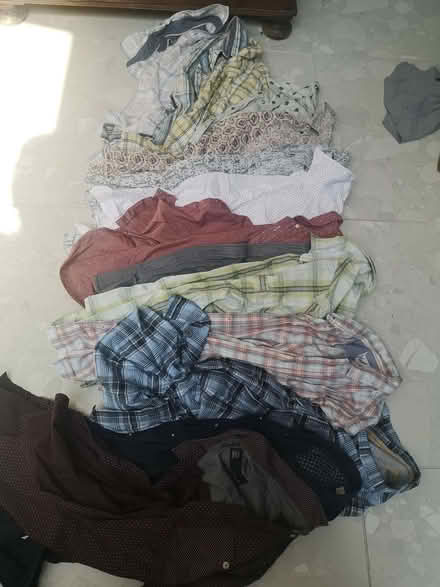 Photo of free Men's clothes small/30R (Barbourne WR1) #3