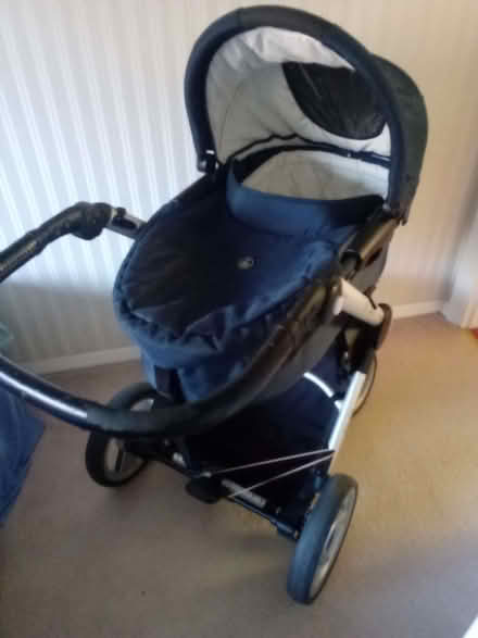 Photo of free Mutsy Evo Pram with adapters (Surrenden BN1) #1